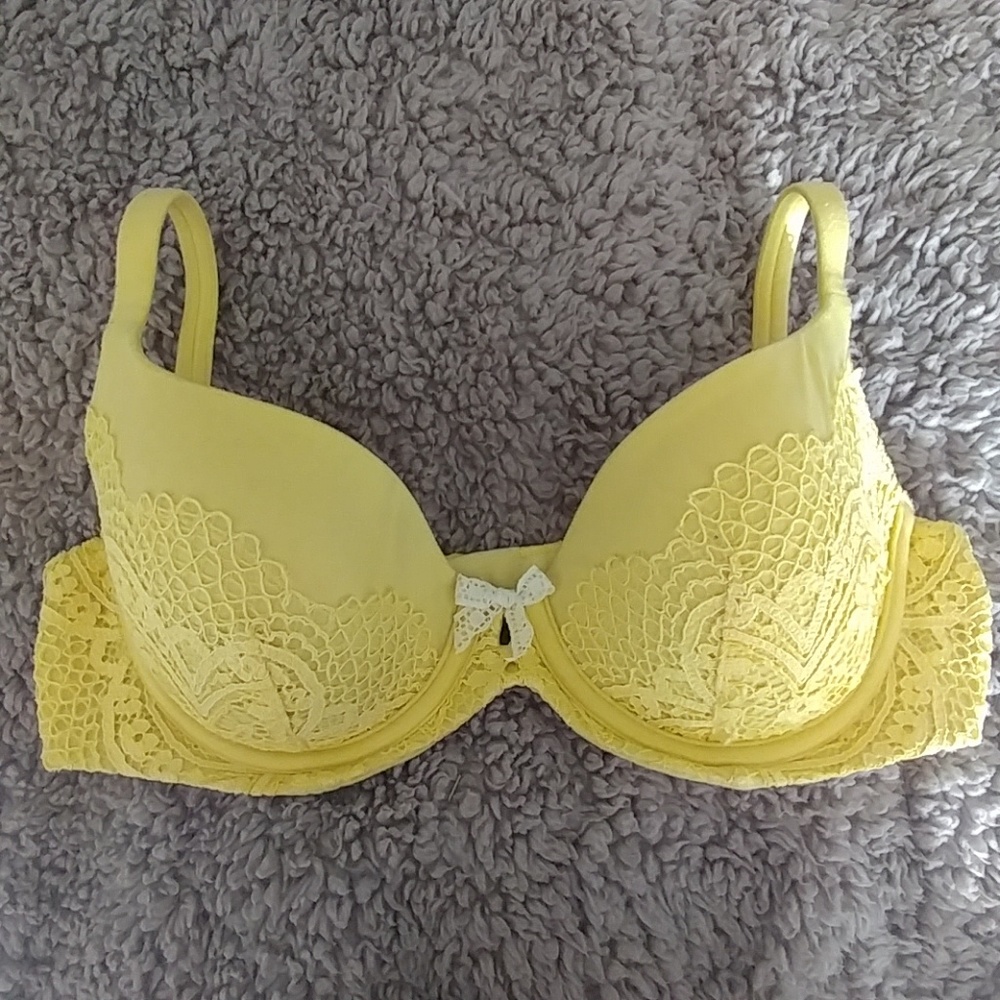 32C VS Body by Victoria Lined Demi